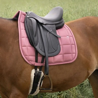 EQUITHÈME Zadeldekje Suède Dressuur Oudroze Full - Afbeelding 3