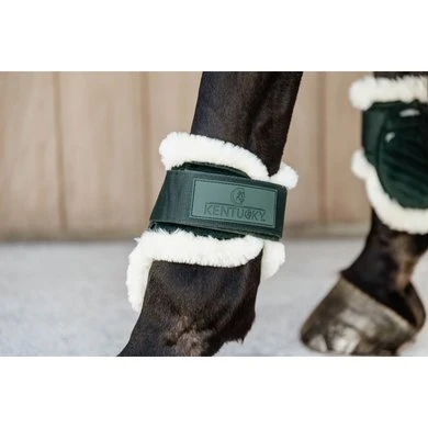 Kentucky Horsewear Kentucky Kogelbeschermer Young Horse Velvet Vegan Bont Donker Groen - Afbeelding 4